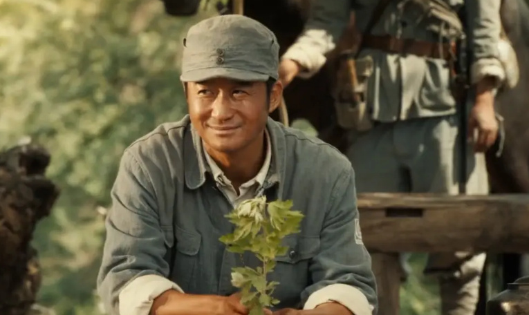 国庆档预售票房榜出炉，王一博新片击败张译王俊凯夺冠，韩雪垫底休闲区蓝鸢梦想 - Www.slyday.coM