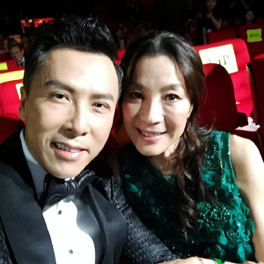 李景亮将对战基耶萨,甄子丹在酒桌上激励李景亮:加油,为国争光|奥斯卡