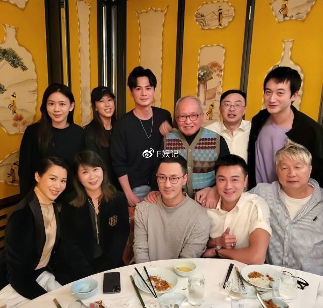 杨怡没参演!林峯胡杏儿罗仲谦黄浩然等为新剧相聚合影曝光