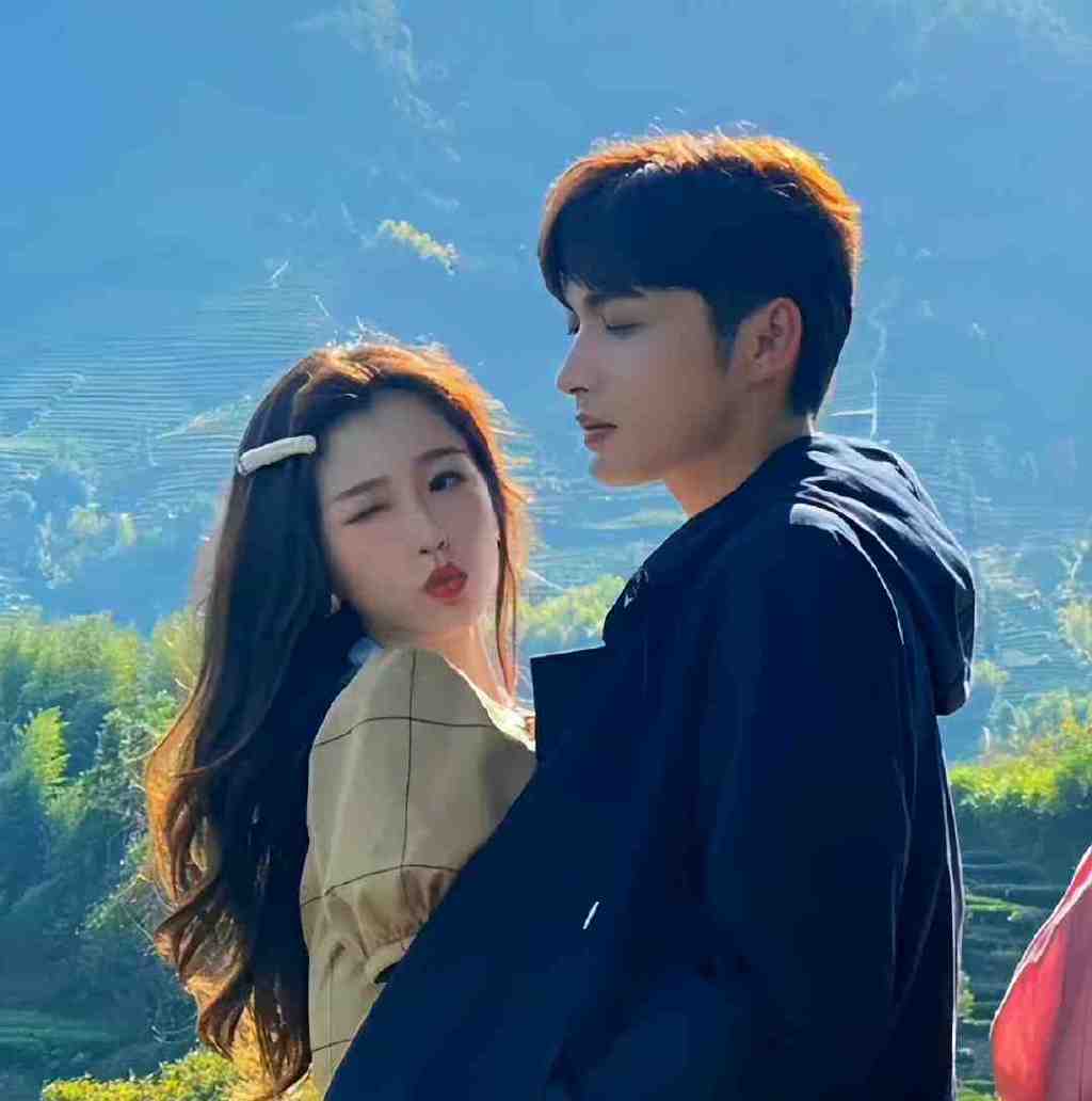 《两个人的小森林》节奏快，虞书欣张彬彬CP感强，众星纷纷宣传休闲区蓝鸢梦想 - Www.slyday.coM