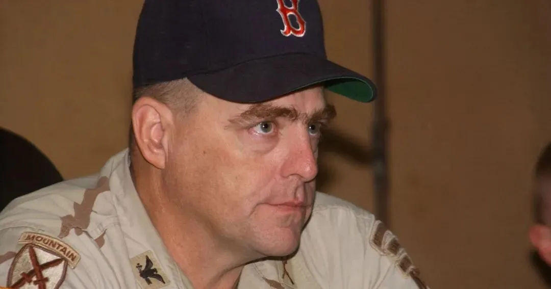 怕特朗普“发疯”开战，美军最高将领曾两度密电中国？这背后比你想的更复杂休闲区蓝鸢梦想 - Www.slyday.coM