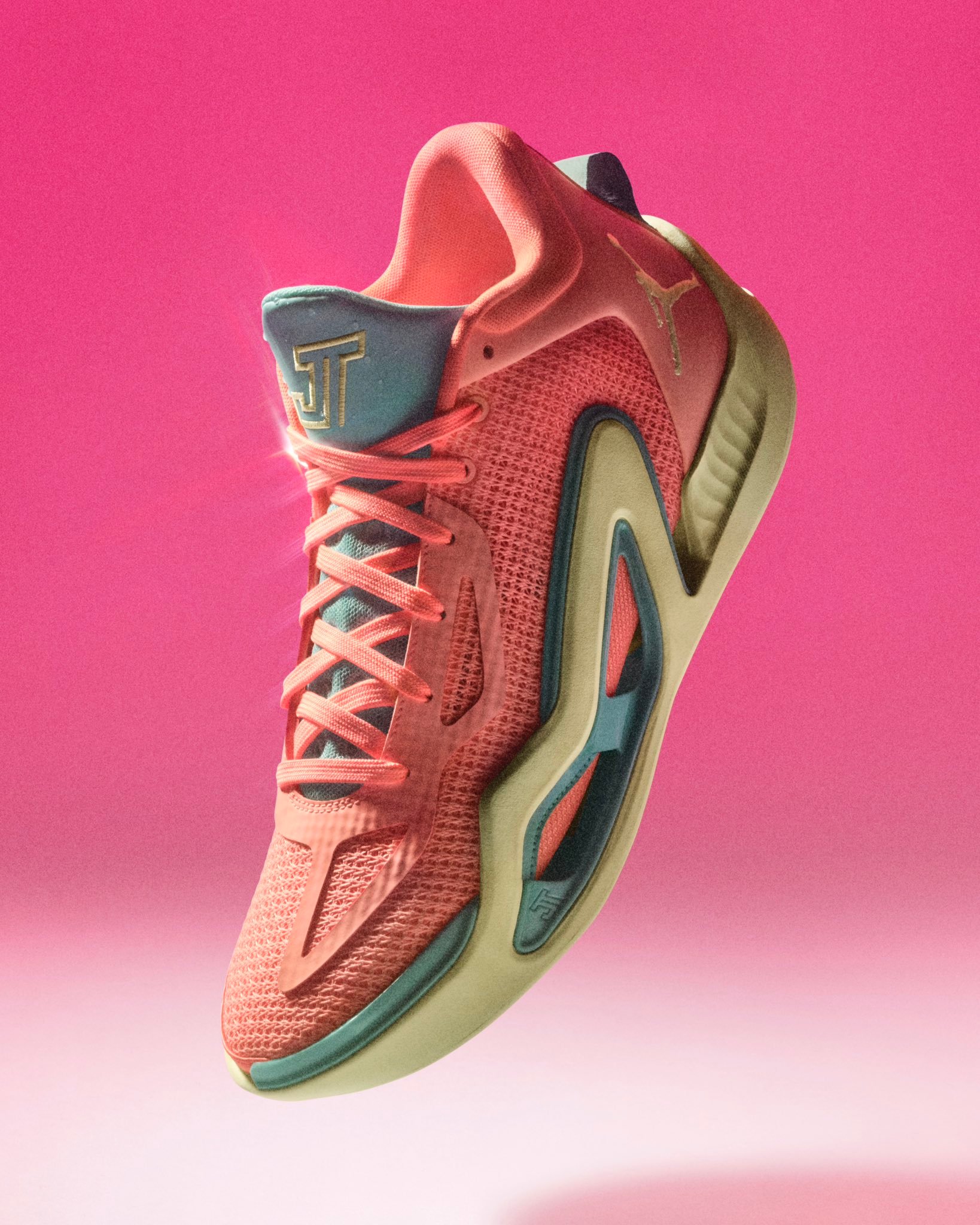 aj的塔图姆一代将于4月7日发售,120美元,国内估计999?