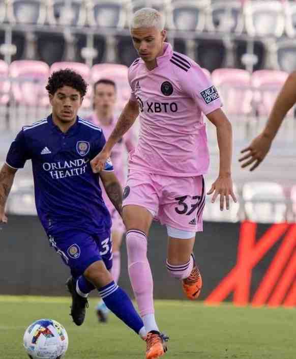 贝克汉姆后继有人!二儿子加盟英超球队,目标当球星,颜值却拉胯休闲区蓝鸢梦想 - Www.slyday.coM 贝克汉姆后继有人!二儿子加盟英超球队,目标当球星,颜值却拉胯休闲区蓝鸢梦想 - Www.slyday.coM