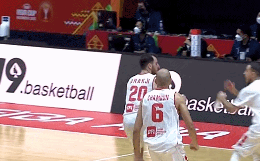 中国男篮输球后昂首离开!球员不沮丧,向球迷致谢,对手开心庆祝休闲区蓝鸢梦想 - Www.slyday.coM 中国男篮输球后昂首离开!球员不沮丧,向球迷致谢,对手开心庆祝休闲区蓝鸢梦想 - Www.slyday.coM