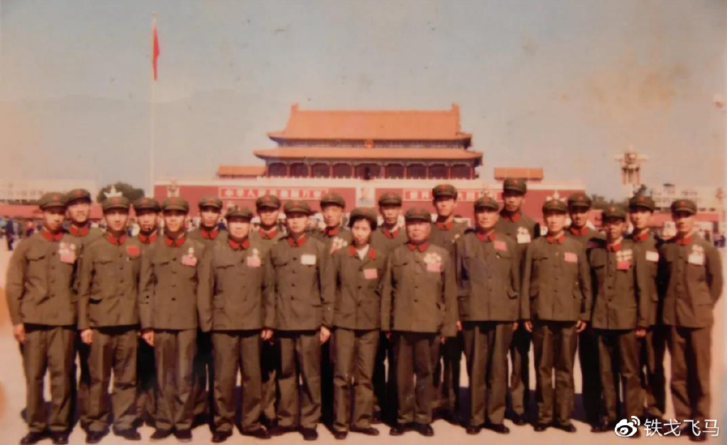 老兵参战连升四级，破格提拔为副连长，军区授予英雄称号