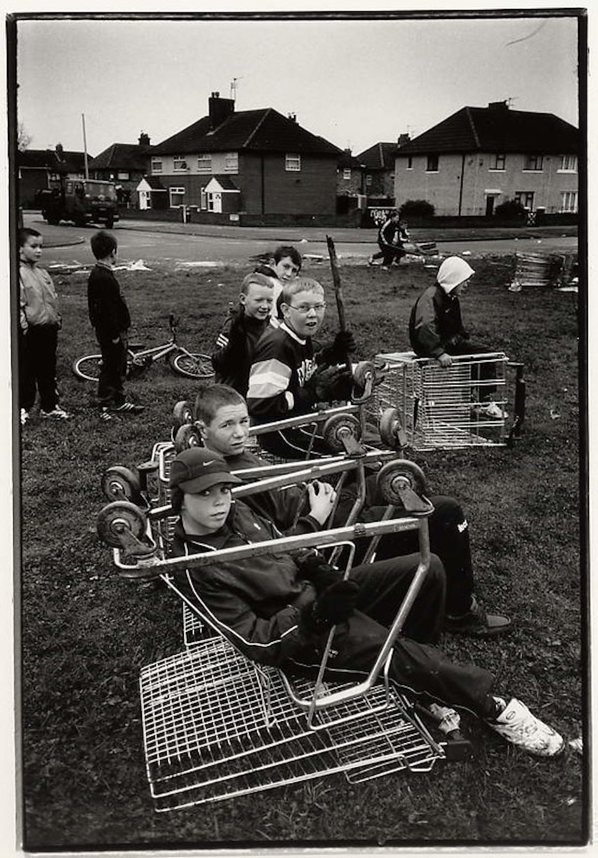 20世纪80年代的英国孩子. by dave sinclair .