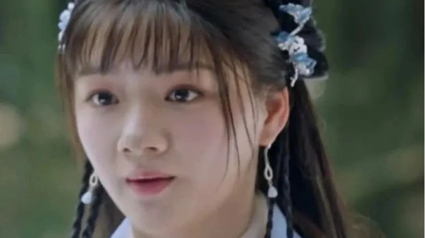 任敏新剧上热搜，网友：这是我见过的最丑古装女主|任敏|汤晶媚|乐队_新浪新闻