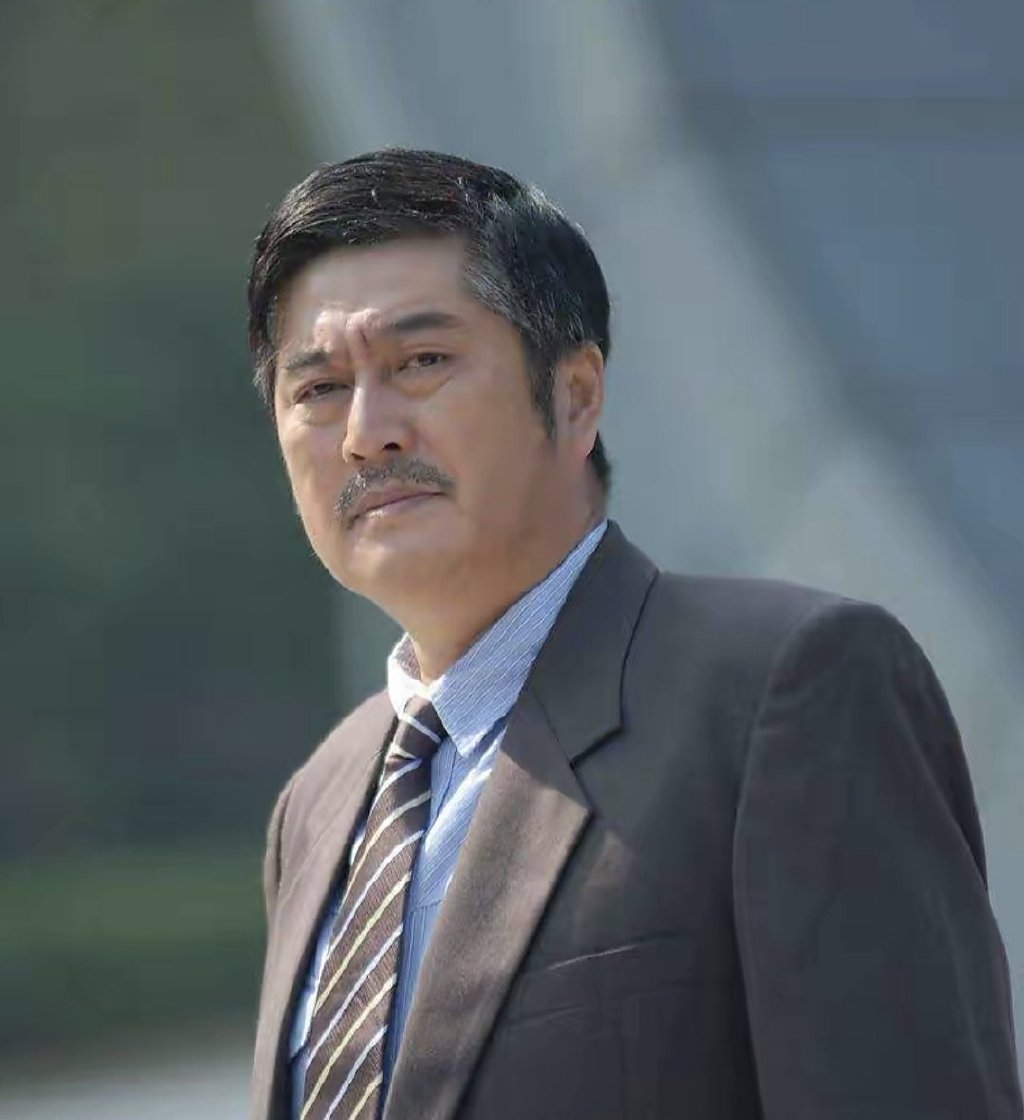 67岁知名港星定居河北小县城!住大别墅院子种菜,一人独居显寂寞休闲区蓝鸢梦想 - Www.slyday.coM 67岁知名港星定居河北小县城!住大别墅院子种菜,一人独居显寂寞休闲区蓝鸢梦想 - Www.slyday.coM