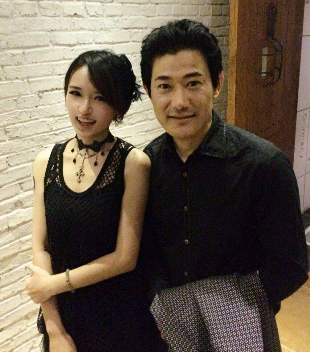 娶中国媳妇生中国女儿矢野浩二的财富密码到底是什么
