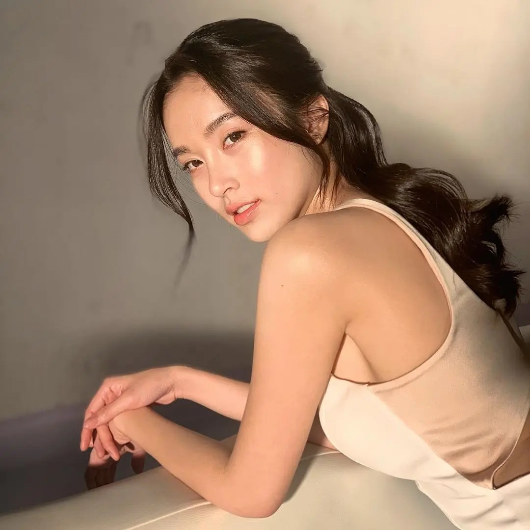 泰国女星poy treechada__财经头条