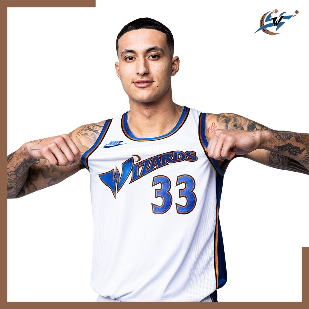 奇才对决篮网全场激战直播呈现