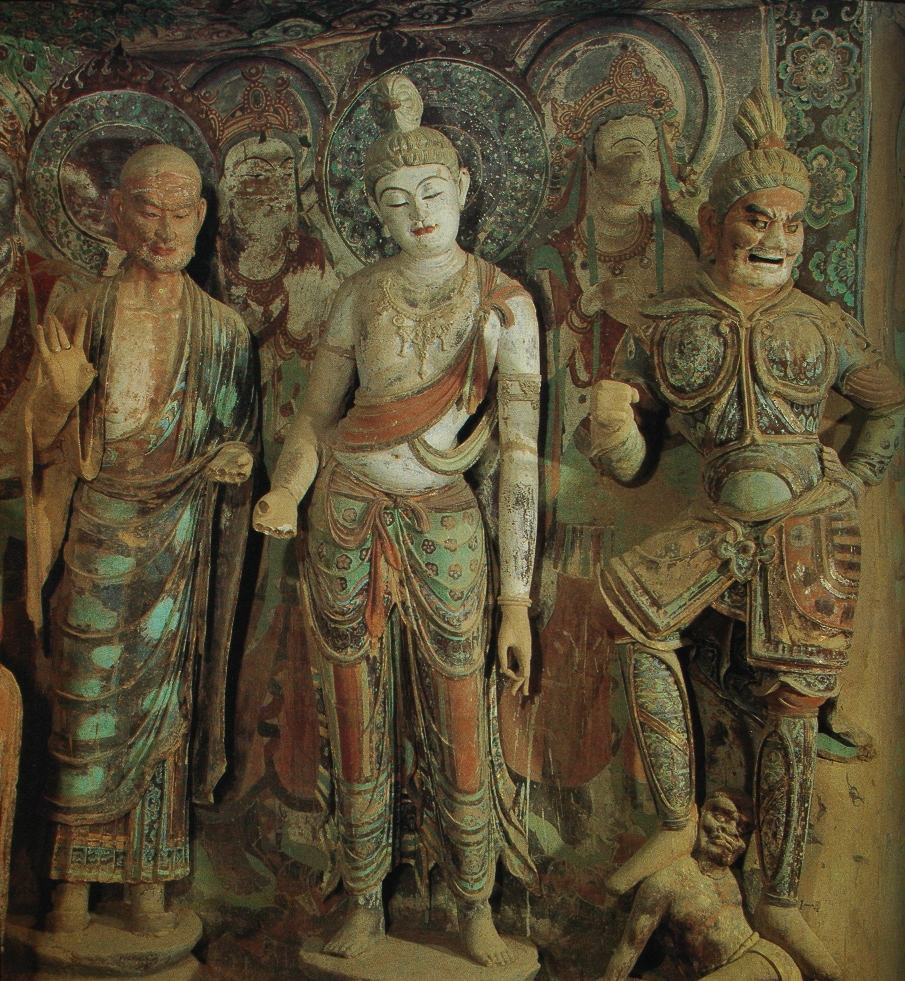 敦煌莫高窟45窟的唐代原装彩塑,莫高窟唐代彩塑中最摄人心魄的杰作