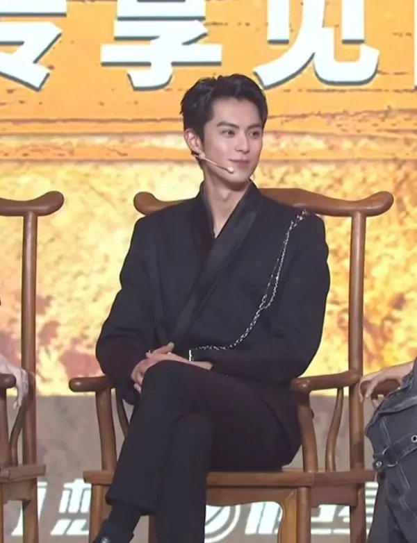 从《苍兰诀》东方青苍到《星汉灿烂》袁慎,松弛感巧为角色加分休闲区蓝鸢梦想 - Www.slyday.coM 从《苍兰诀》东方青苍到《星汉灿烂》袁慎,松弛感巧为角色加分休闲区蓝鸢梦想 - Www.slyday.coM