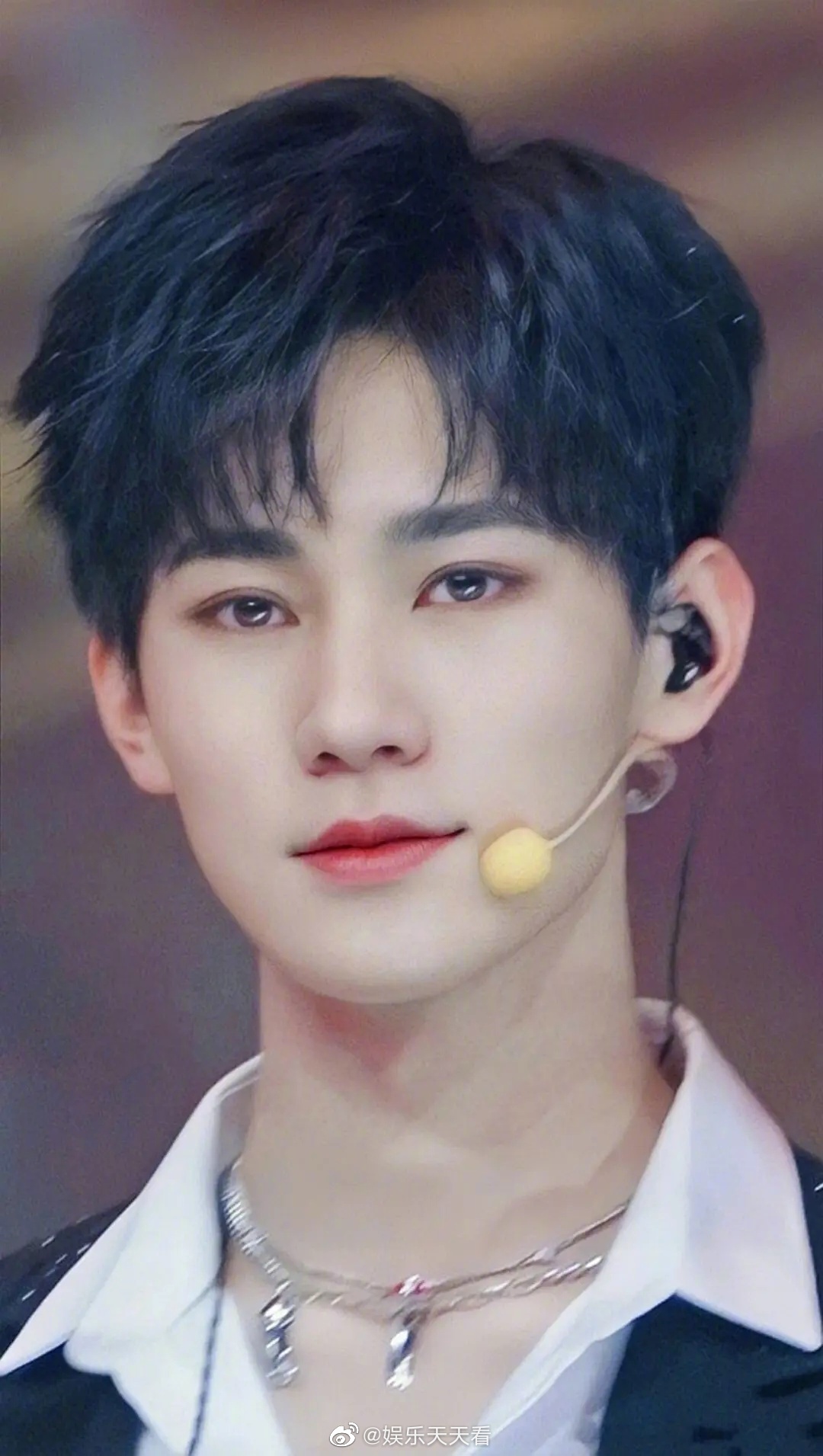 张真源露额头造型小合集解除刘海封印后直接a出天际