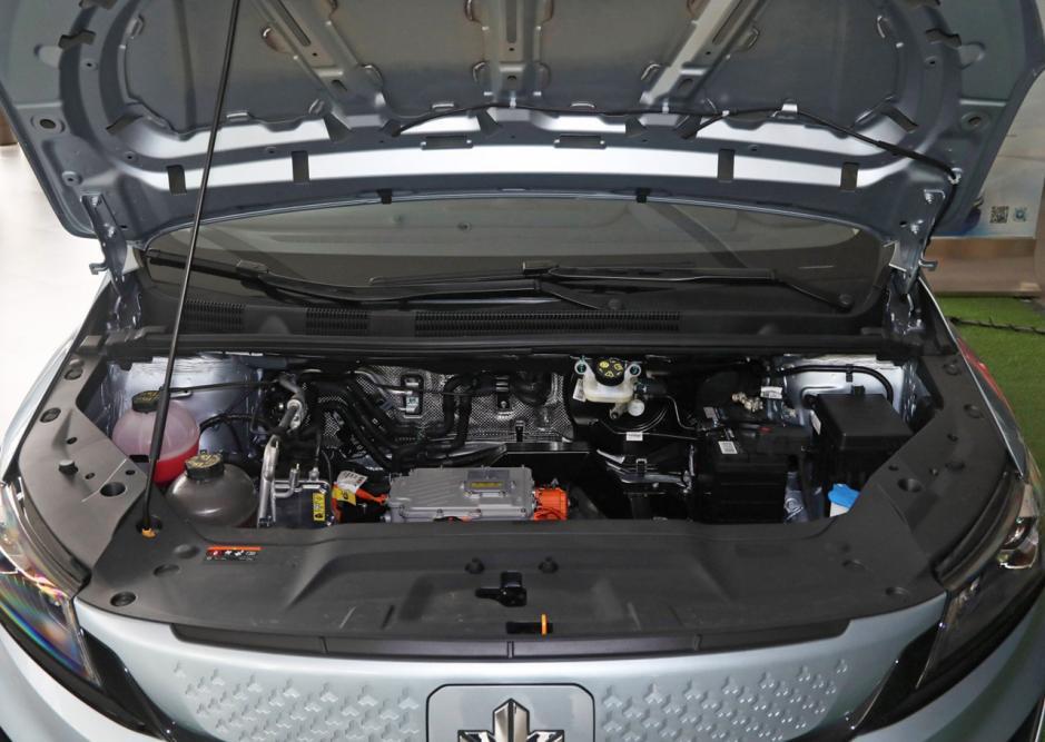 主打舒适的力帆新能源车，枫叶80v PRO上架，价格不贵