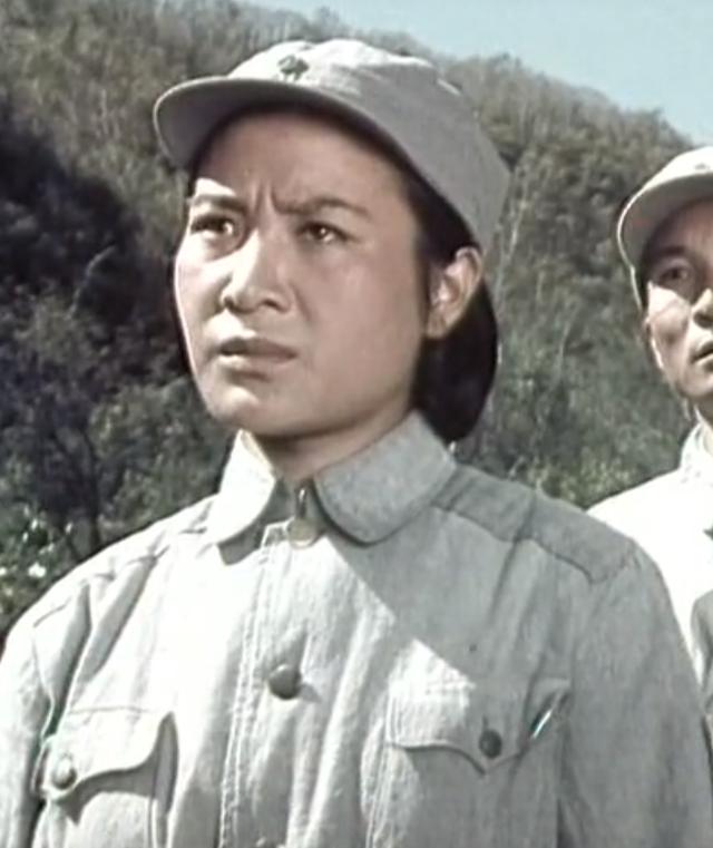 西安事变宋美龄扮演者朱可心问好关心她的影迷详述出国隐衷