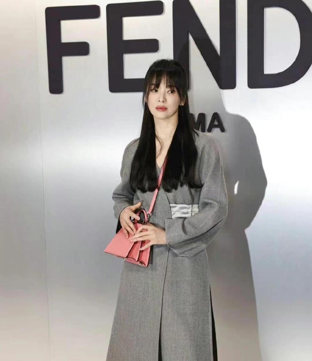 韩圈美强惨代表有哪些 星光背后的故事和明星软件安全问题