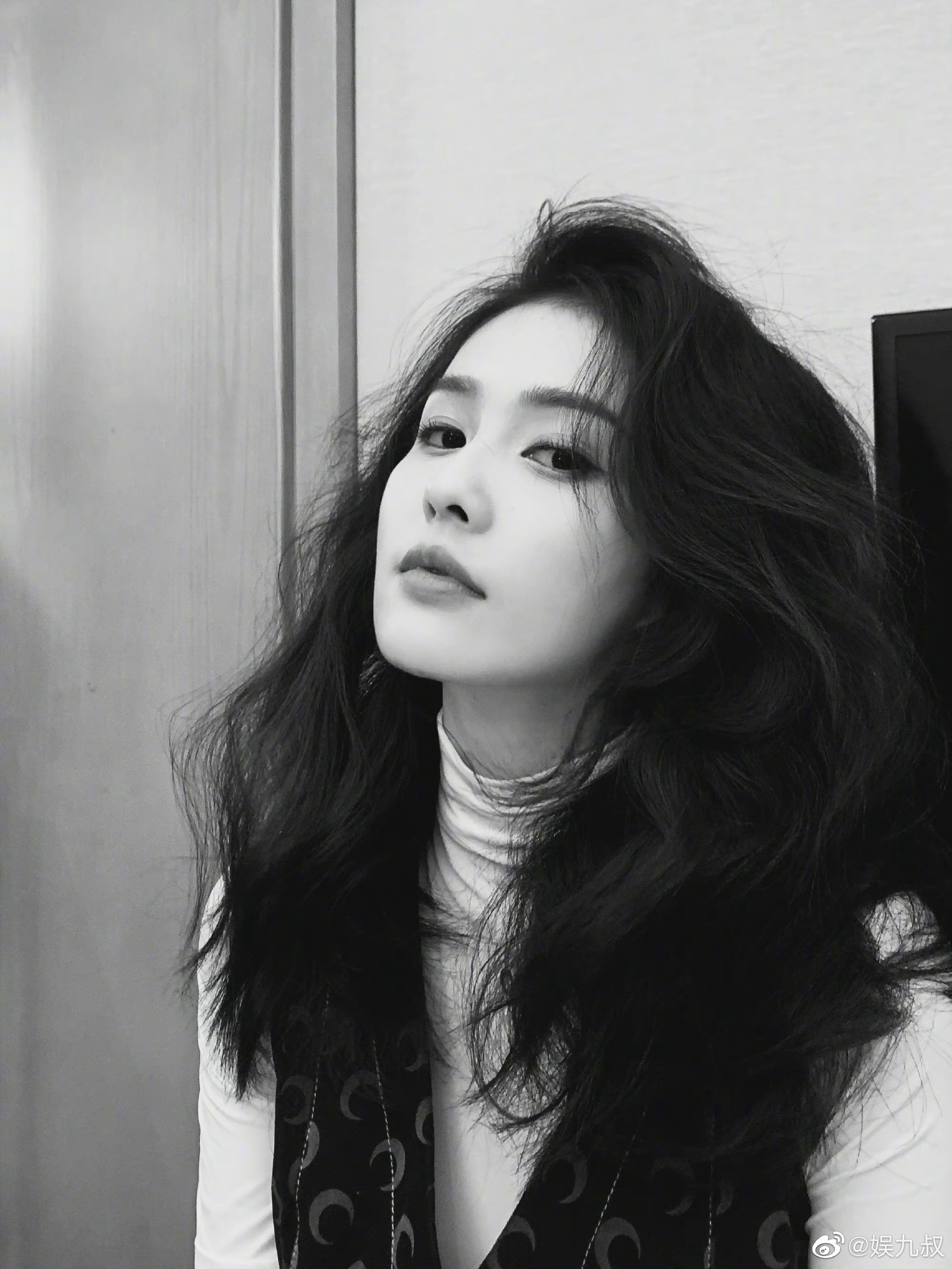 白鹿这发量真是让人好羡慕啊