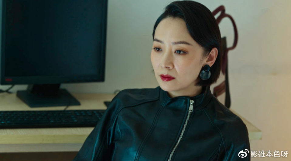 程程再现《狂飙》名场面,戏内御姐戏外软萌,曲栅栅的反差太可爱__财经头条