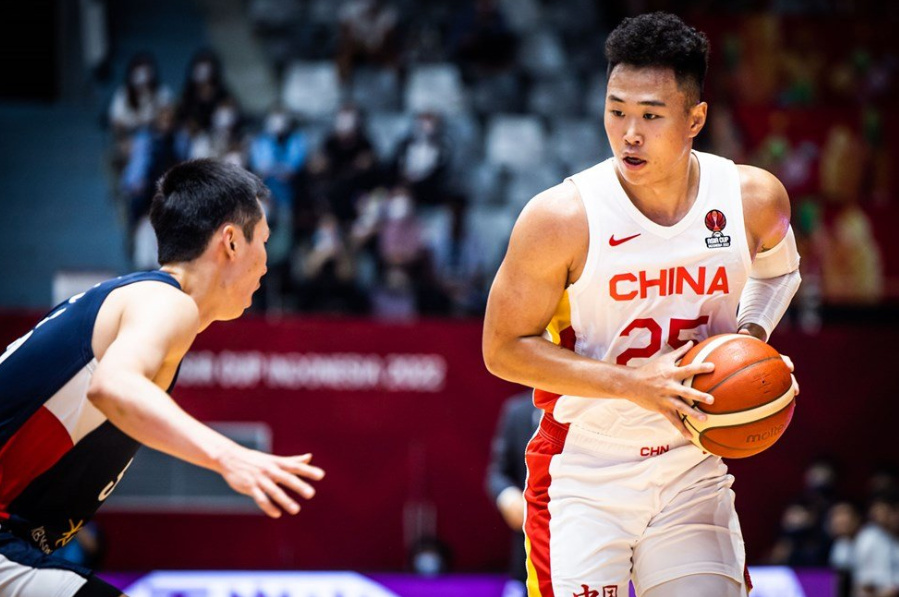 中国男篮完败韩国队,亚洲杯开门黑!顾全赵睿拼尽全力,周琦缺席休闲区蓝鸢梦想 - Www.slyday.coM 中国男篮完败韩国队,亚洲杯开门黑!顾全赵睿拼尽全力,周琦缺席休闲区蓝鸢梦想 - Www.slyday.coM