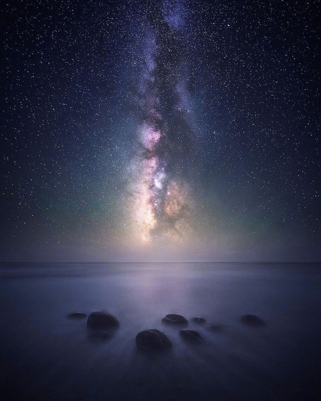 愿美丽星空伴你我好梦!__财经头条