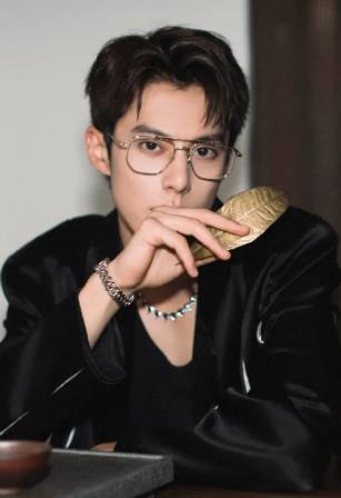 从《苍兰诀》东方青苍到《星汉灿烂》袁慎,松弛感巧为角色加分休闲区蓝鸢梦想 - Www.slyday.coM 从《苍兰诀》东方青苍到《星汉灿烂》袁慎,松弛感巧为角色加分休闲区蓝鸢梦想 - Www.slyday.coM