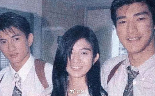 47岁杨采妮近况曝光,曾与金城武吴奇隆传绯闻,婚后幸福美满|杨采妮|金城武|吴奇隆_新浪新闻