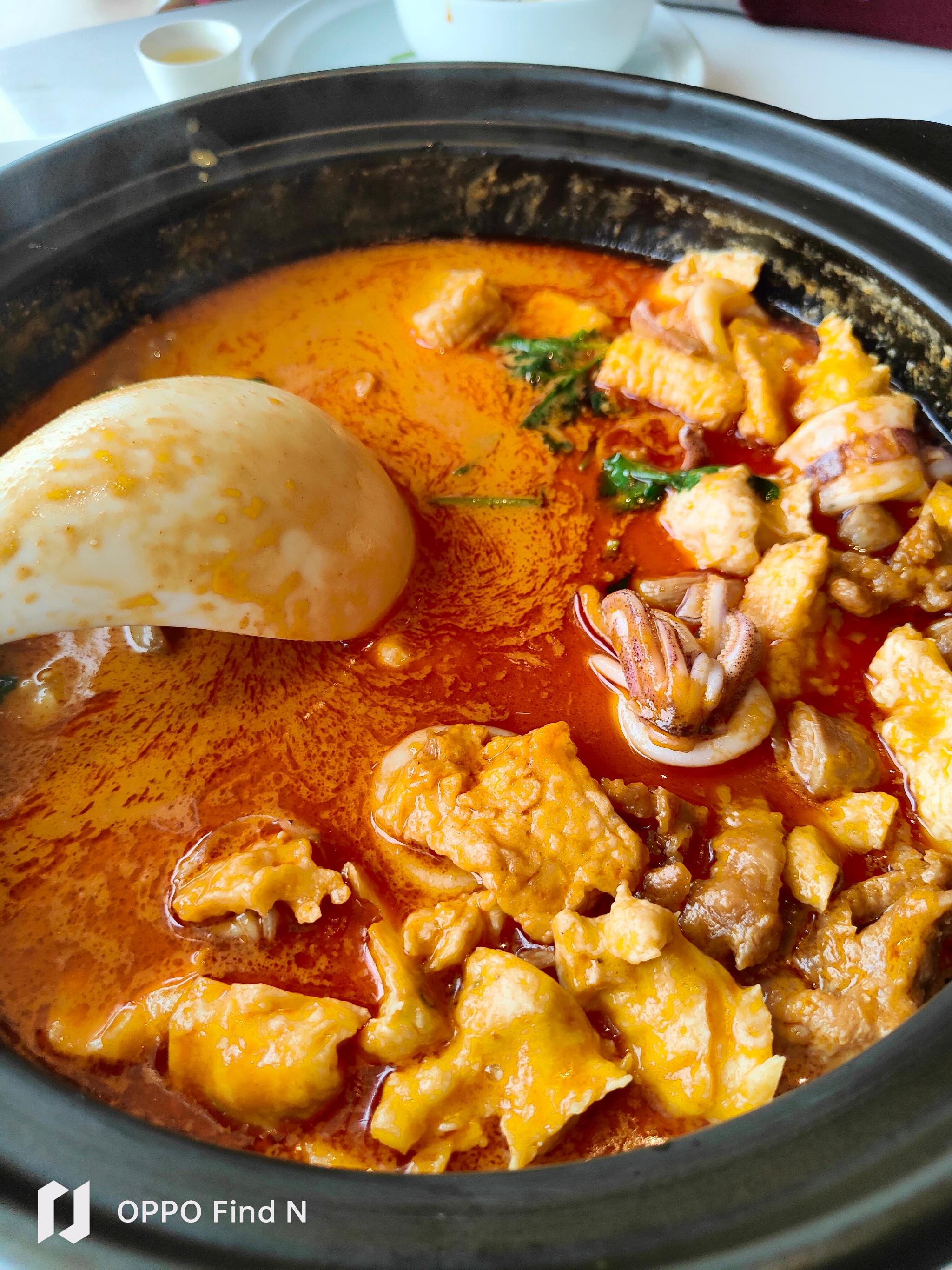 今天午餐特别纯正的闽南菜餐厅沙茶锅特别纯正