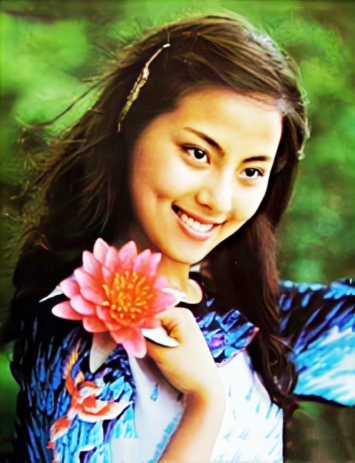 美人的遗憾当年辞演红楼梦星途逆转三人中乐韵最令人唏嘘