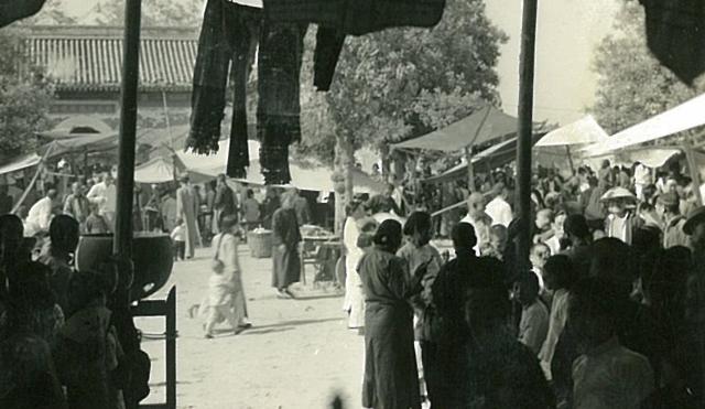30年代,北京北顶娘娘庙,各种传说尤其多,一度在网络疯传