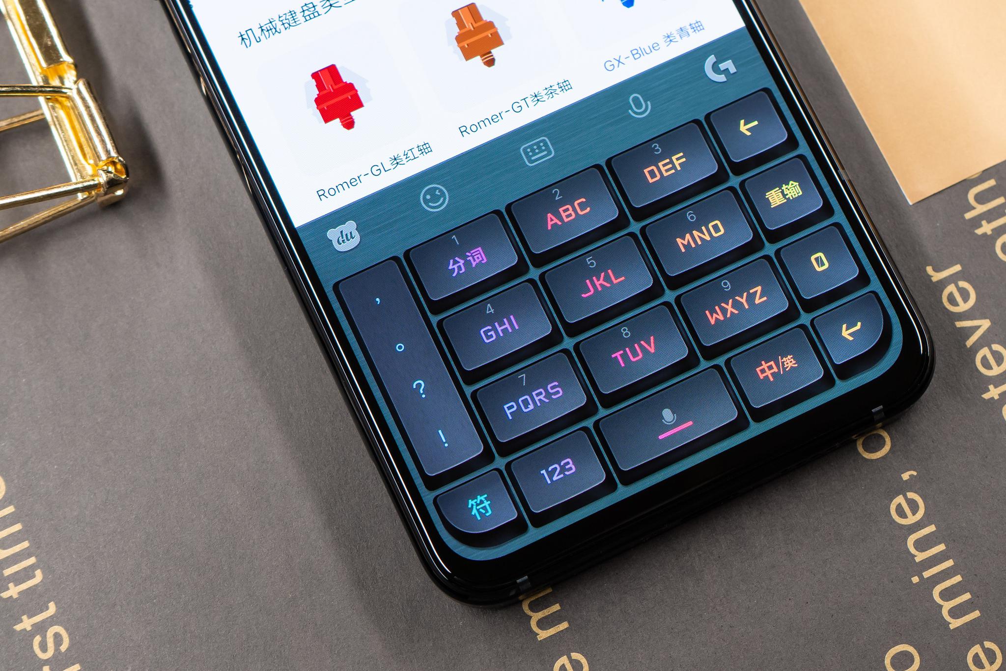 手机行业大改变!时尚外观却不能忽视!我们从iQOO 3手机来看看