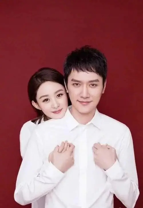 明星结婚证件照:吴京谢楠喜庆,应采儿陈小春看着与众不同
