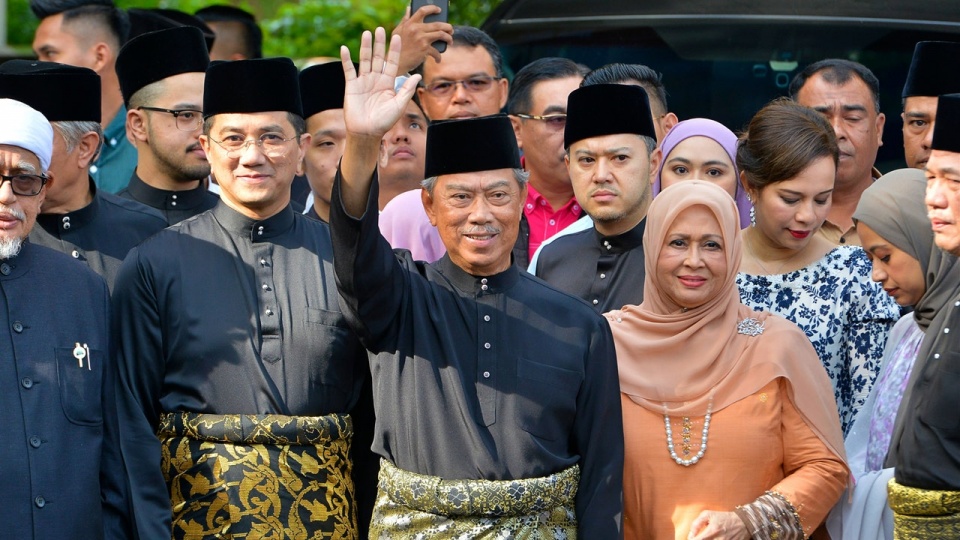 面临不信任动议挑战,马来西亚新首相推迟国会至5月开会