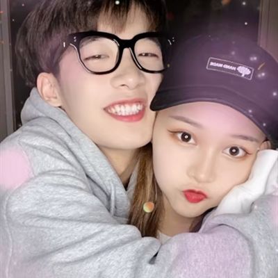 陈三与玲玲闹矛盾,在朋友圈晒聊天记录后,却被"备注"抢镜