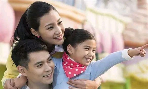 五年前父母不给孩子买房，五年后父母给孩子买不起房