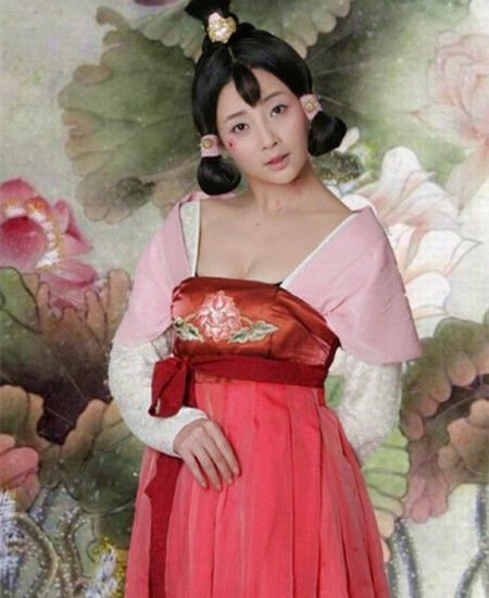 留一小撮刘海的女星谁最美谭松韵可爱极了殷桃年轻了十岁