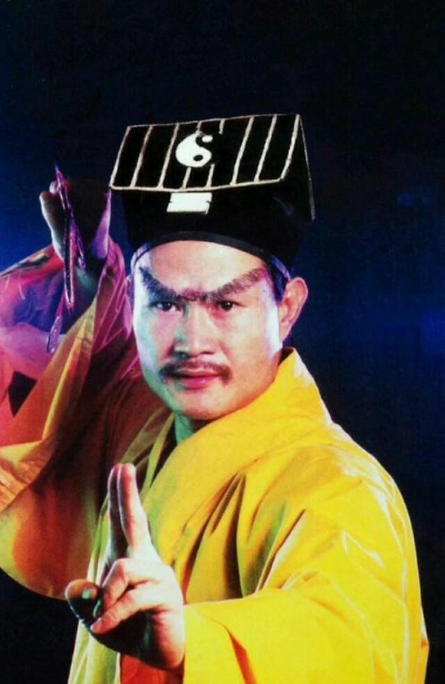 去世多年林正英却遭到诋毁粉丝绝不允许