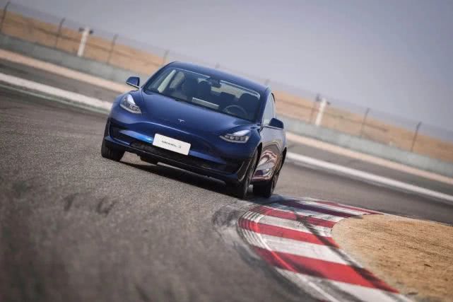 独家 | 国产特斯拉Model 3芯片电池均“减配”，车主买车拆盲盒