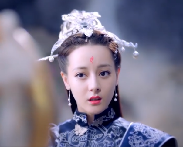 枕上书大婚开虐凤九嫁衣曝光迪丽热巴一身紫衣造型惊艳