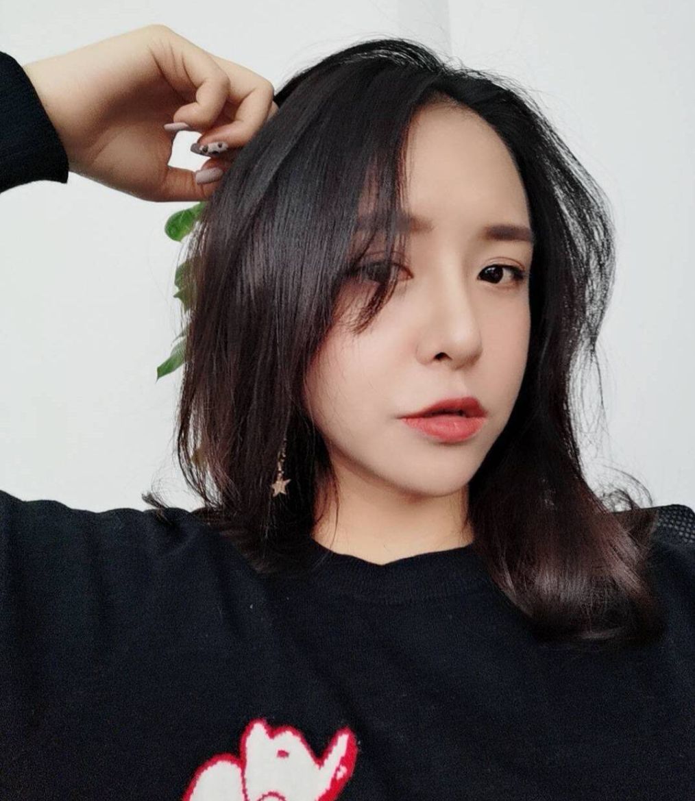 11届快乐女声喻佳丽第一个结婚同届好友被攻陷祝福成催婚现场