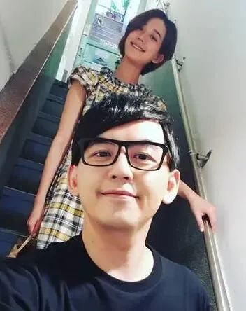 黄子佼找女友果然"厉害"|夏宇童|黄子佼|孟耿如_新浪新闻