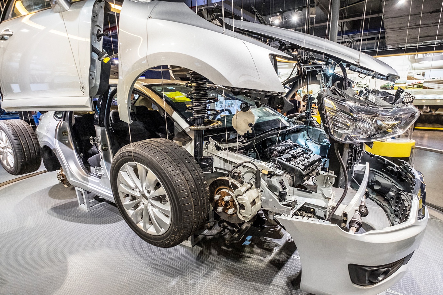 通用汽车16架包机由上海直飞芝加哥 运送的都是零部件