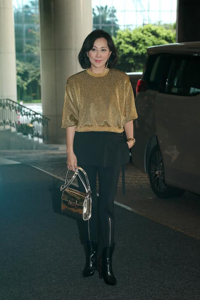 刘嘉玲气质太绝了,只是换了个发型就跟年轻了20岁一样