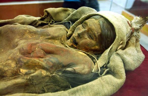 新疆发现忧郁女尸3800年了还是那么美dna检测结果让专家心疼