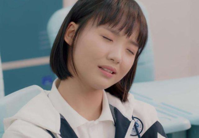 最近一部青春校园偶像剧敲响了我们的生活,它是由吕小雨和孙泽源领衔