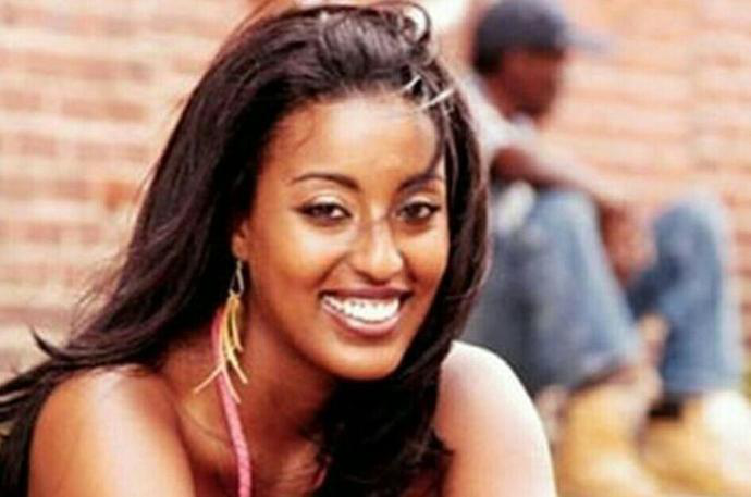 非洲姑娘嫁到中国,直言:非常幸运能嫁到中国,晚上不再害怕