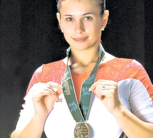 满分夺冠的体操奥运冠军,退役生存成难题|米洛索维奇|体操|退役_新浪