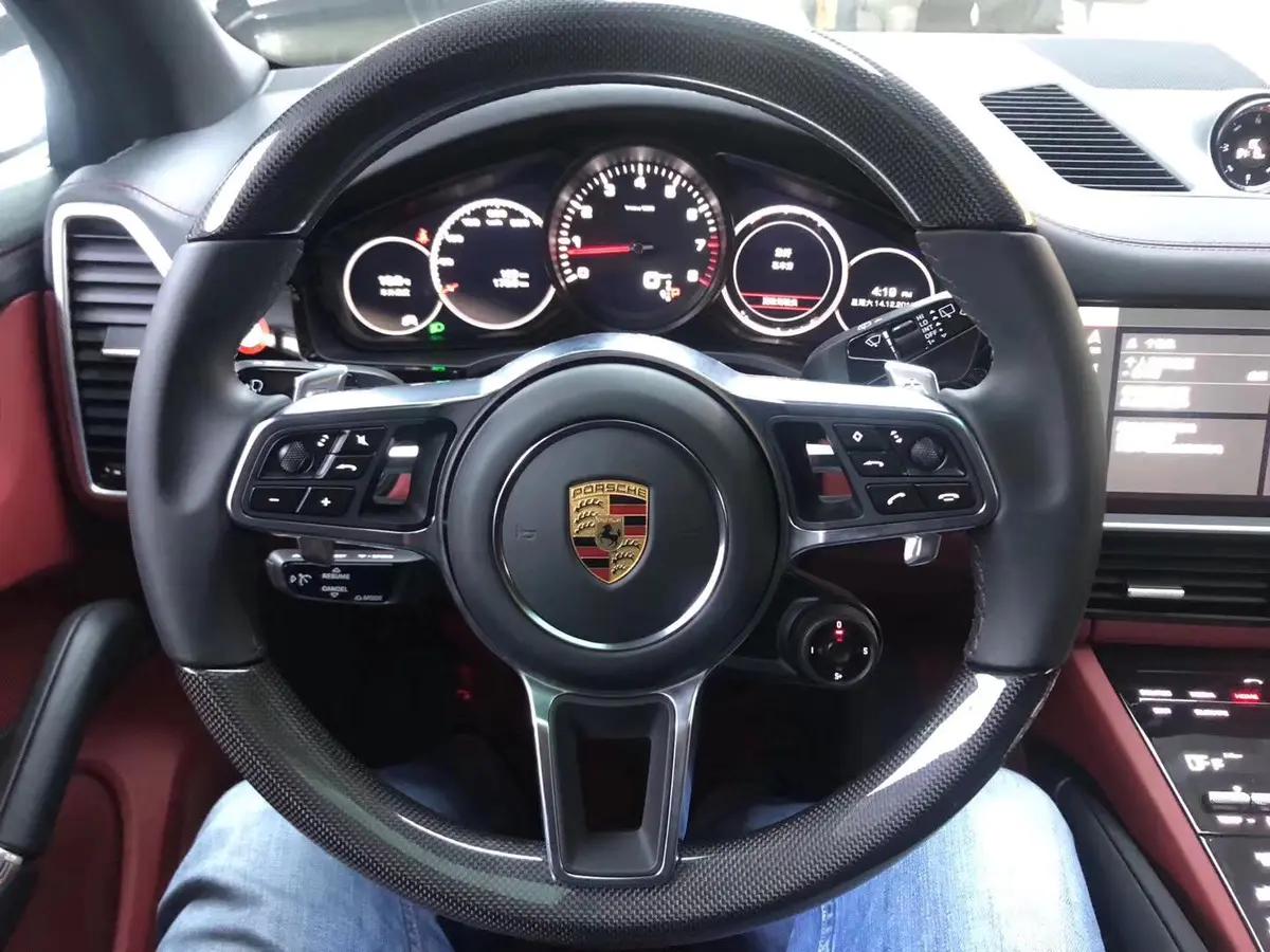 石家庄保时捷卡宴改装原厂碳纤维方向盘