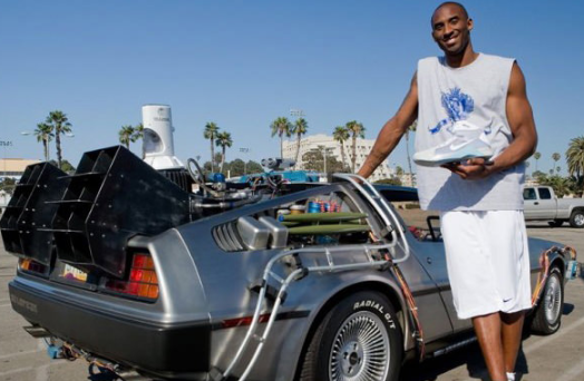 科比豪车遍地,全是瓦妮莎的资产了!再也等不来主人,太心酸