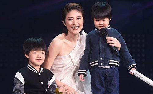 陈慧琳超市购物居然全用优惠券,持4亿房产全留两个儿子